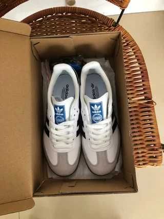 Supermiękkie dno/__Adidas Handball Aluminiowy czarny A>42