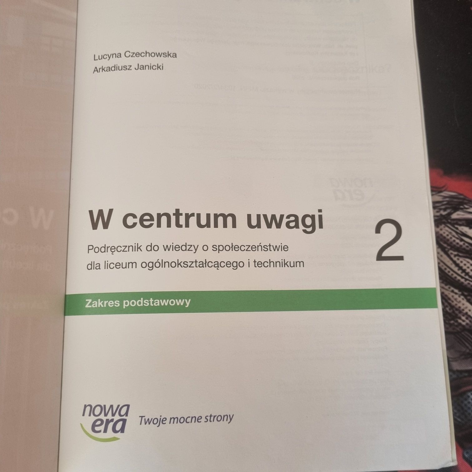 centrum uwagi 2 zakres podstawowy nowa era