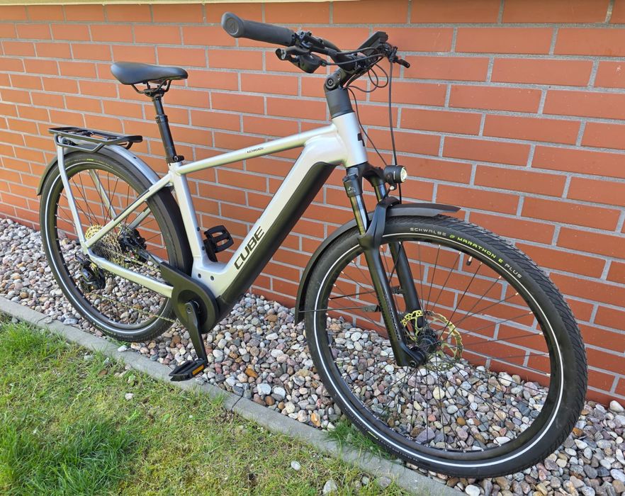 Rower elektryczny Cube Kathmandu Hybrid SLX 750 przebieg 2km