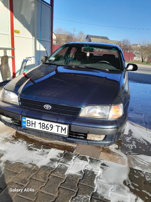 Продам Toyota Karina 1995 г