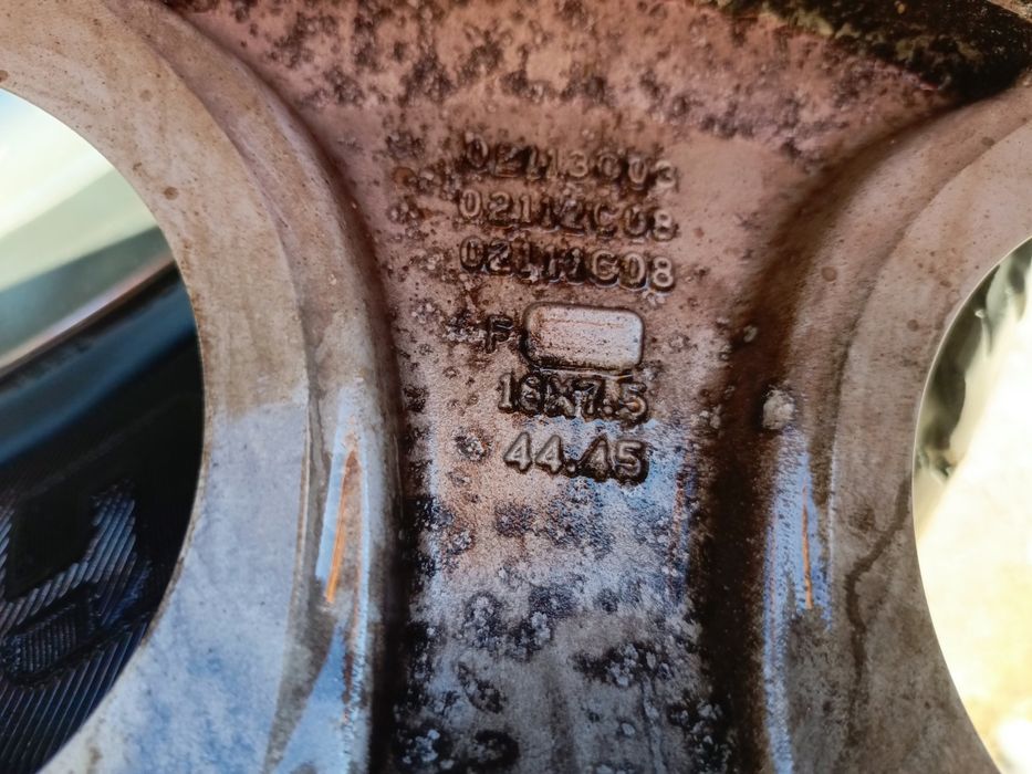 Диски 5/127r18 Jeep orig