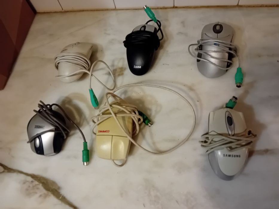 Conjunto de 6 Ratos de Computador Antigos Diversos