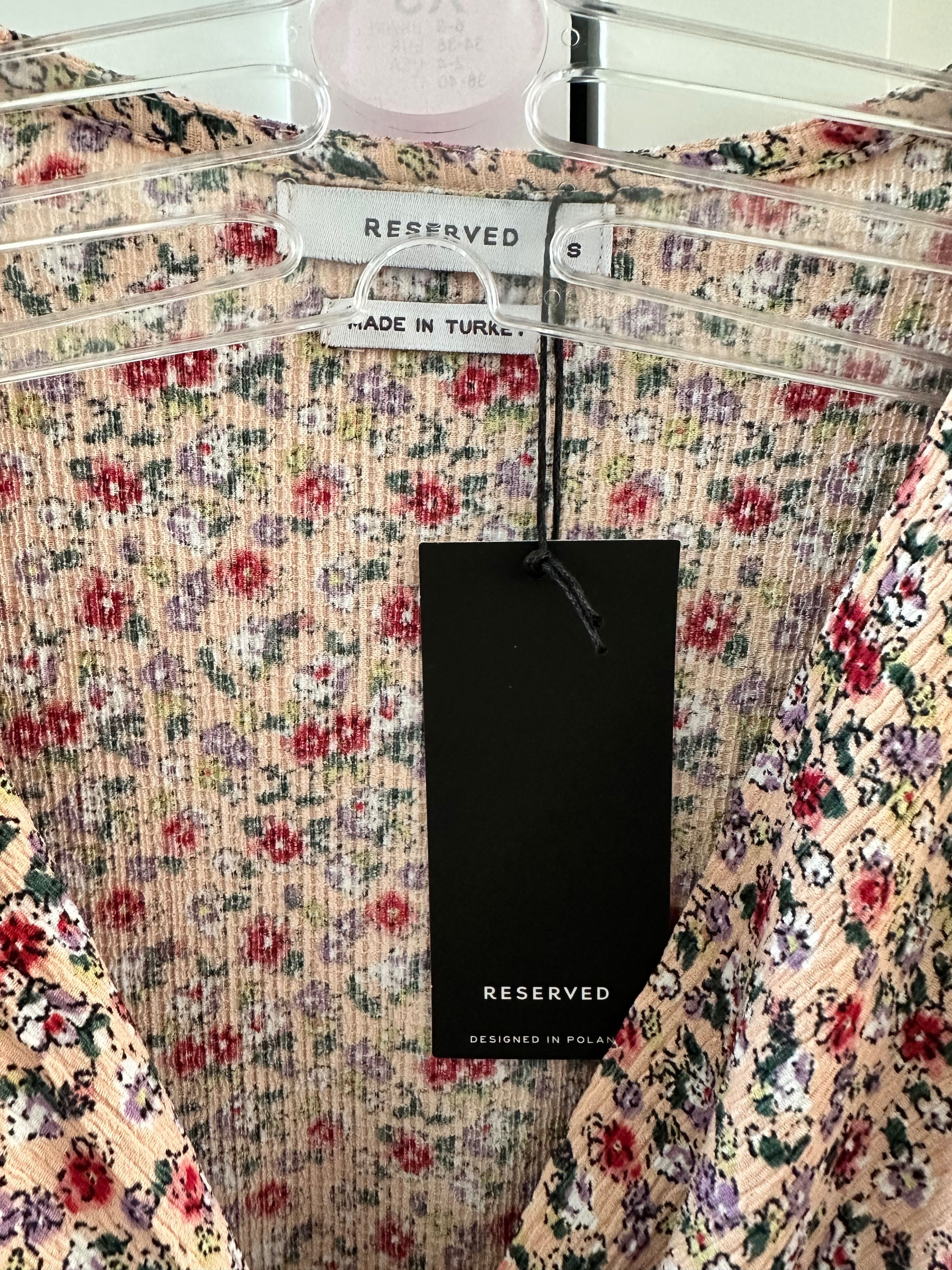 Sukienka •Reserved
