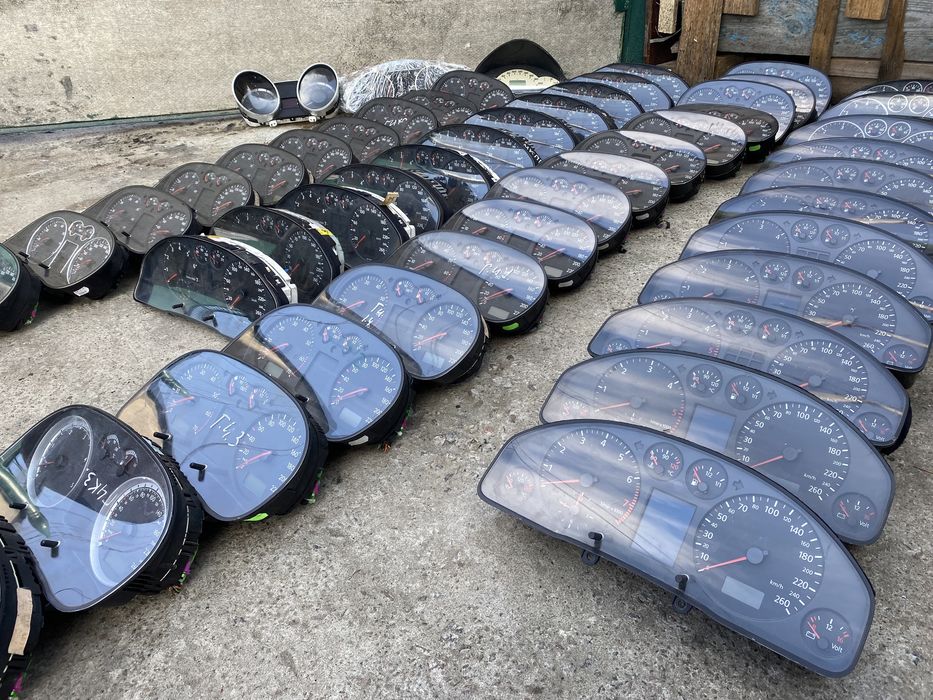 Приборка панель приборів ауді шкода фольцваген