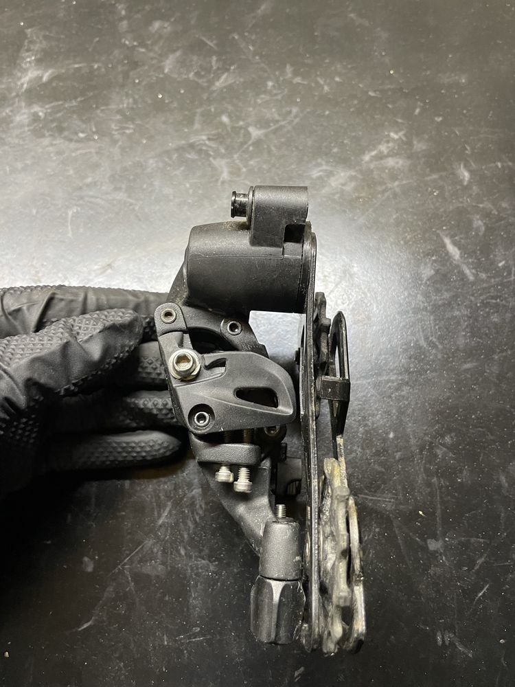 Przerzutka tył Sram Apex 11s