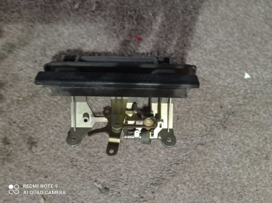 Audi 80 b4 klamka klapy tylnej