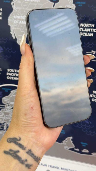 Apple Iphone 16 Pro 128Gb та 256Gb Black Titanium Neverlock