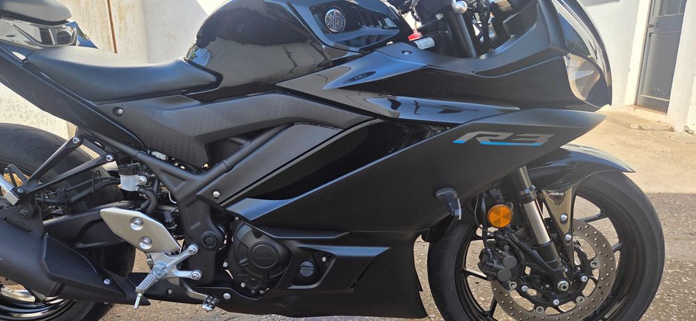 Yamaha YZF-R3 2023