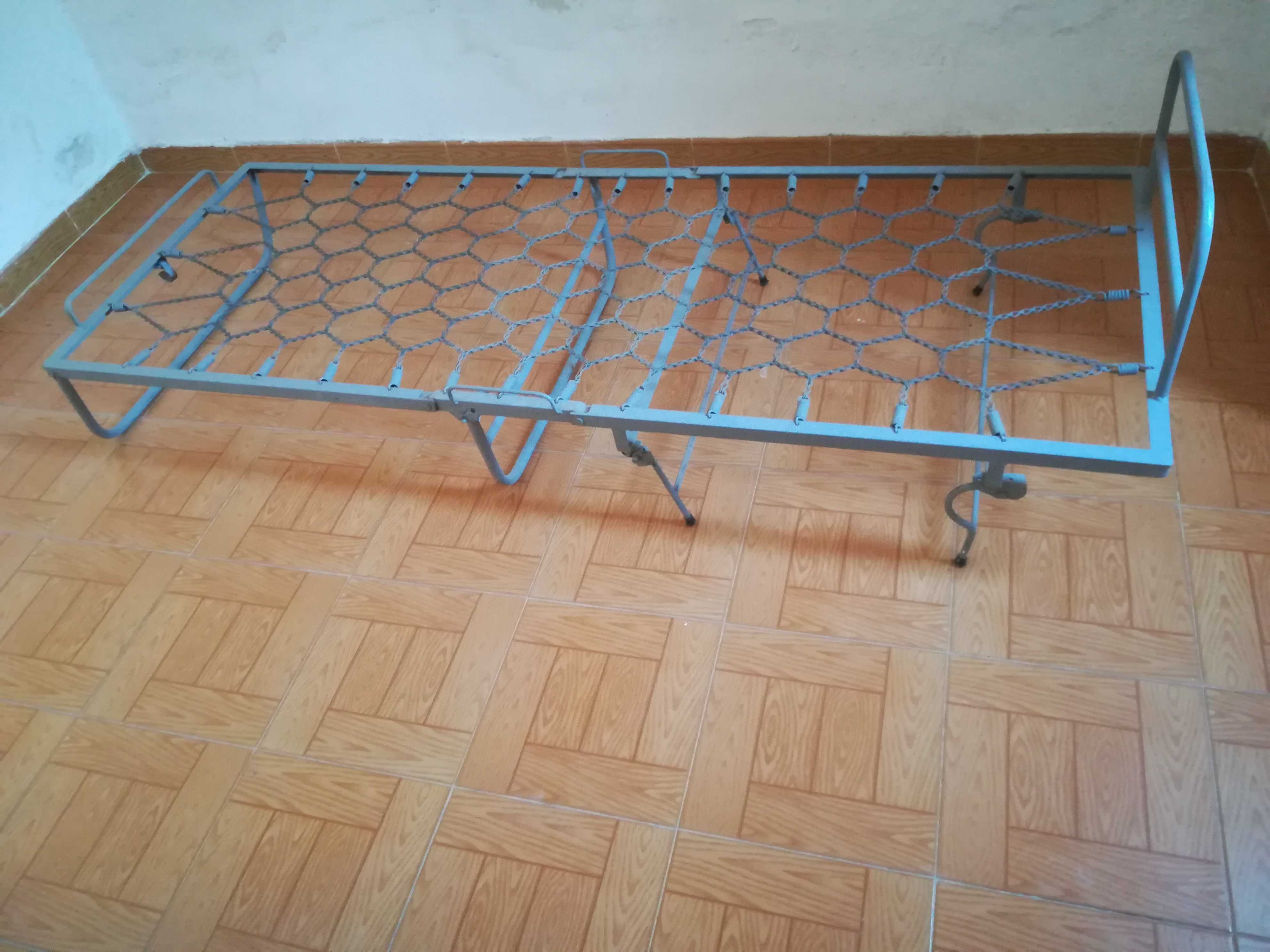 Divã / Cama de Viagem