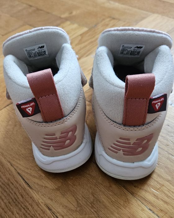 Buty zimowe  New Balance dla dziewczynki nr 28