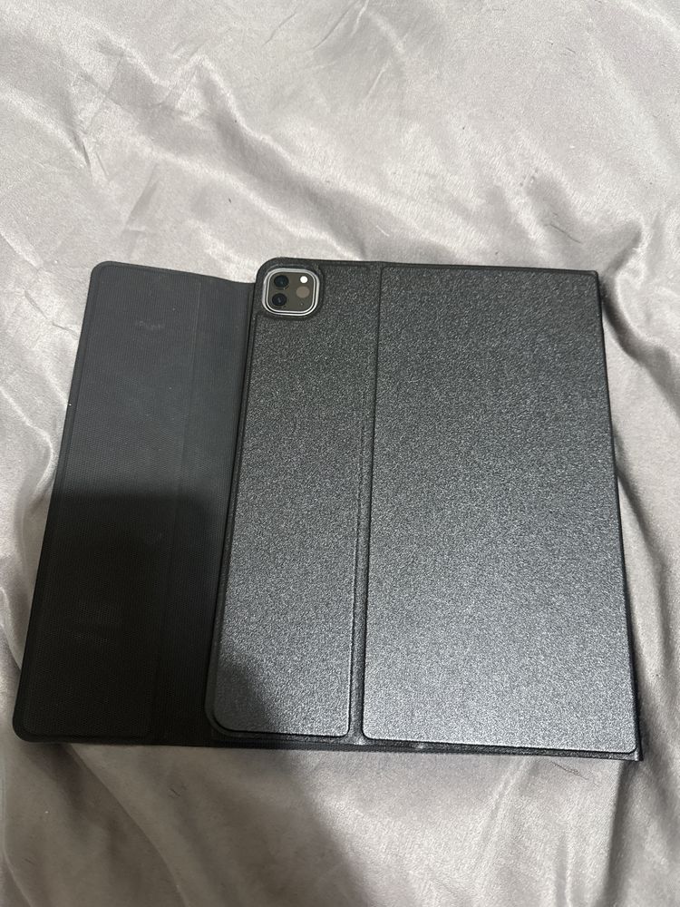 iPad Pro 4gen M2 11” 16ram 2tb Cellular 5G + Wifi A2761