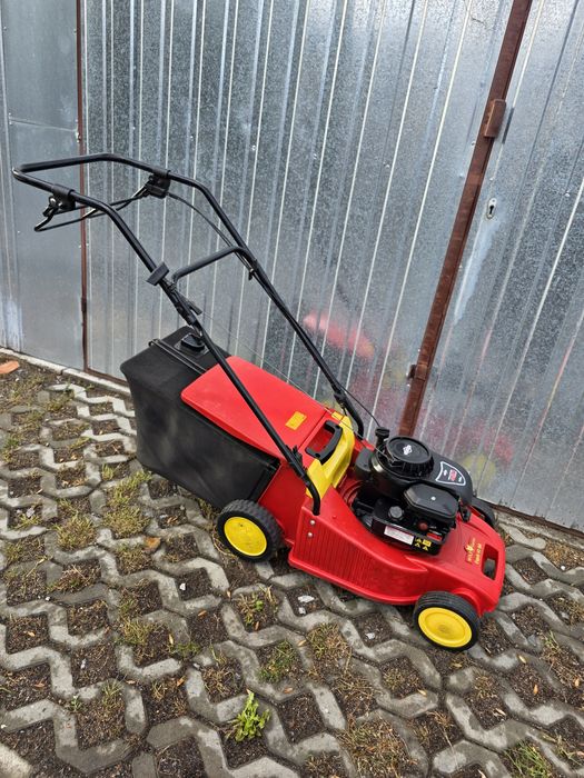 Kosiarka spalinowa WOLF GARTEN z napędem silnik Brigss&Stratton 450.