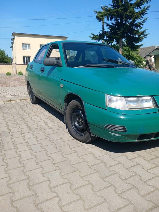 Продам авто ваз 2110