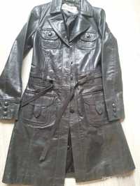 пальто кожаное черное М очень качественная плотная плащ куртка