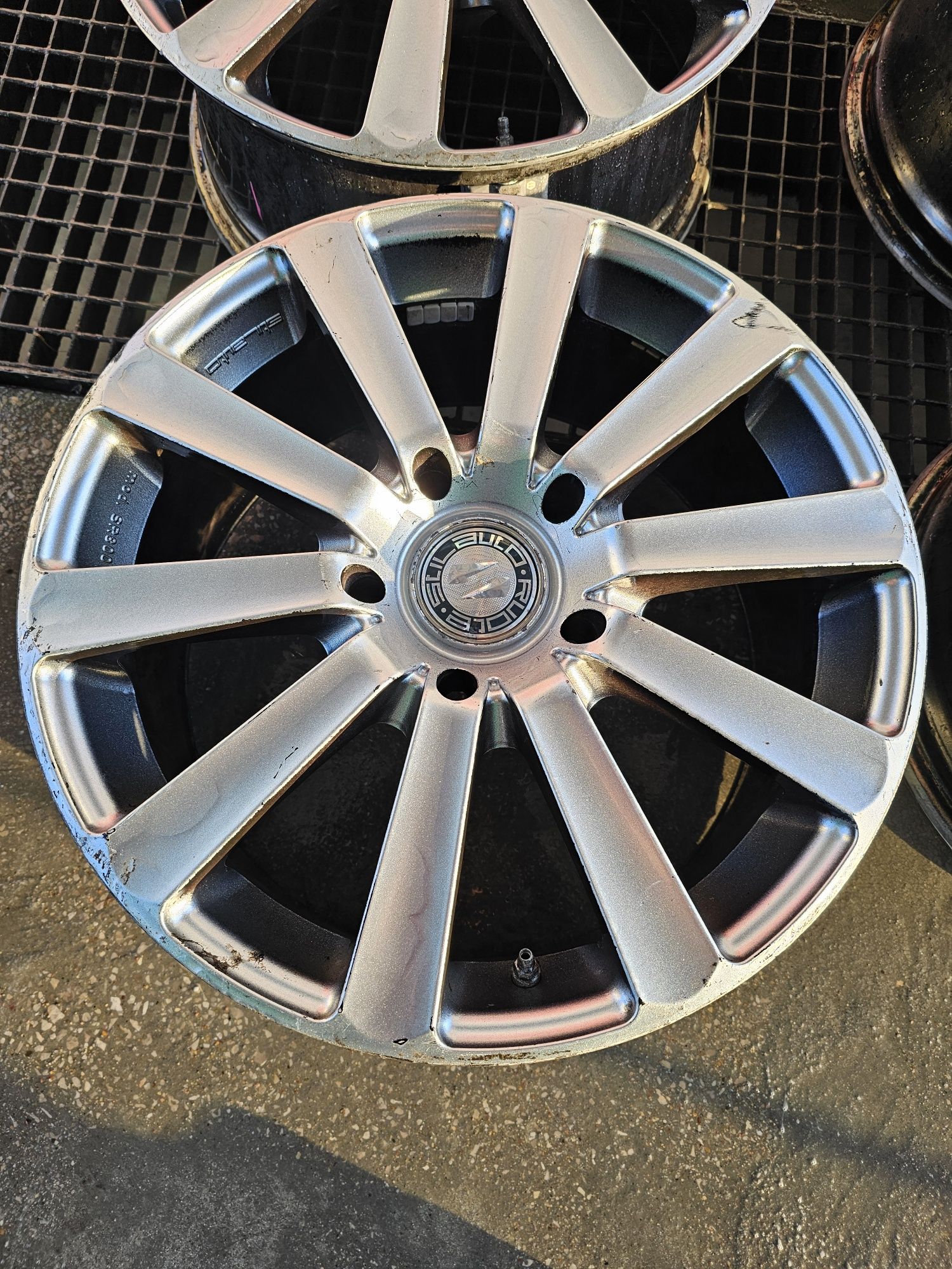 Felgi Stilauto sr800 18R 5x130 tuareg Q7 Cayenne