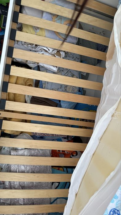 Lóżko dla dziecka 160*80 z materacem i szuflada