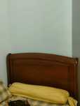 Cama de cerejeira de pessoa e meia + colchão e estrado