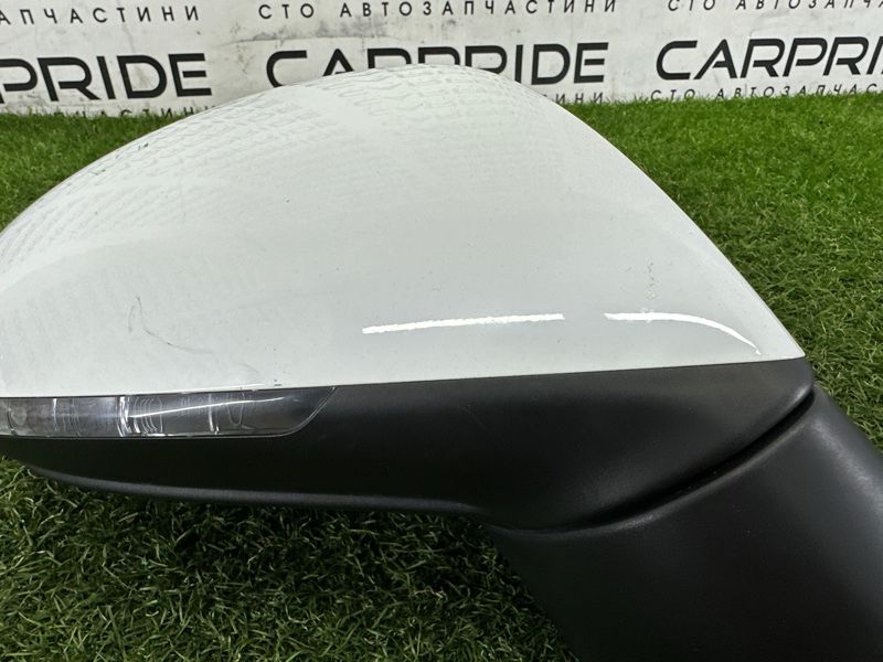 Зеркало правое Volkswagen Touareg NF 3.6 CGRA 2015