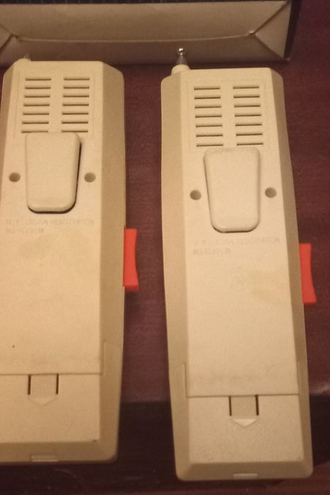 Walkie Talkie antigos em caixa anos 80/90