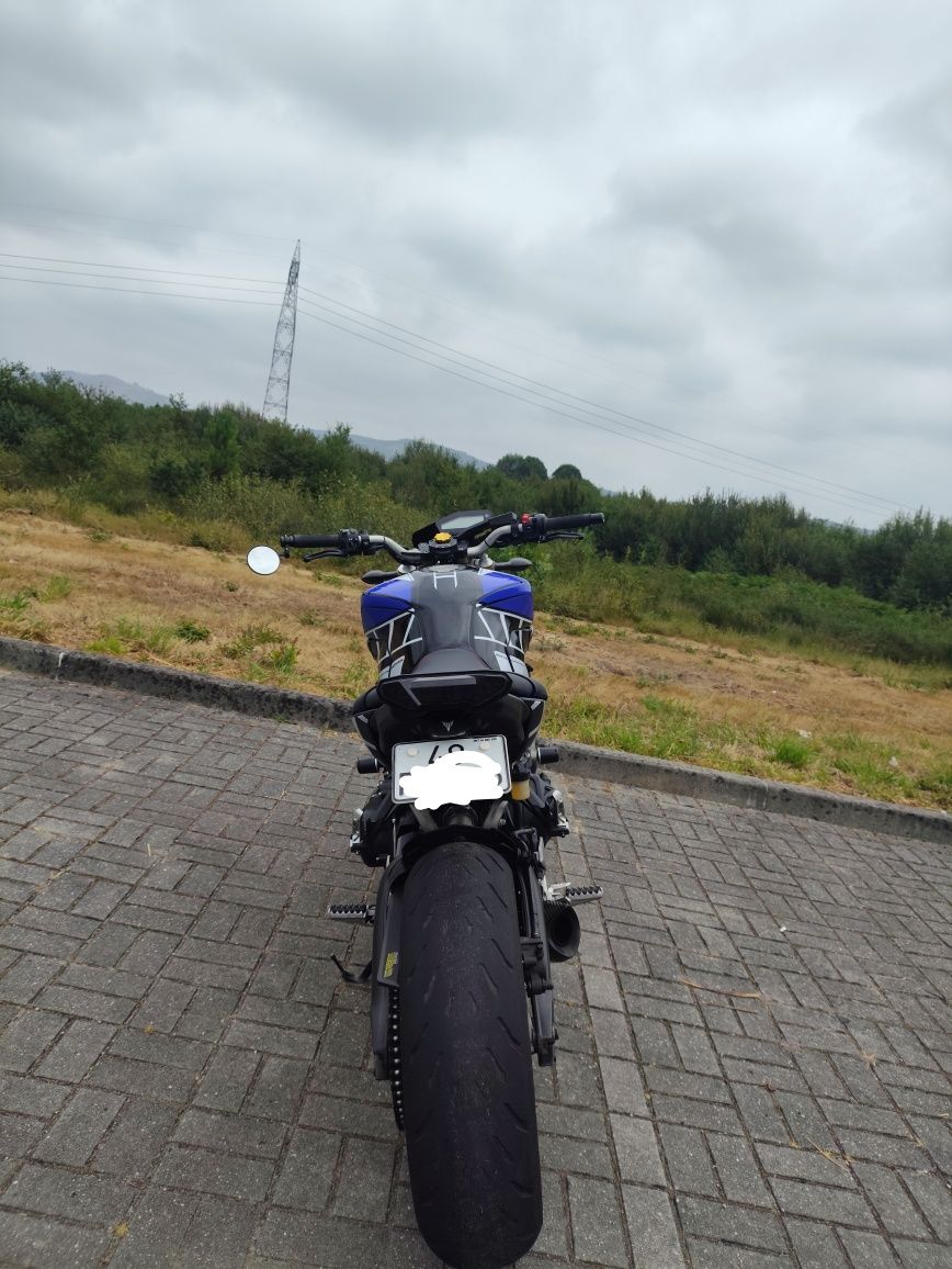 Yamaha MT 09 2015.