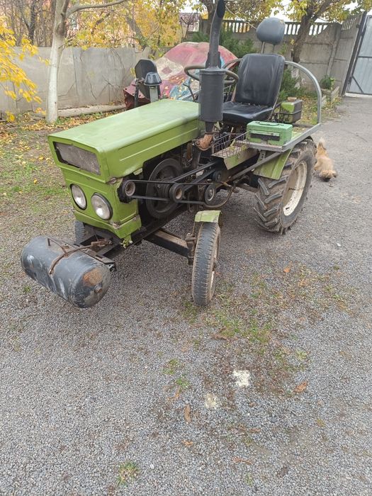 Продам мототрактор.Зубр.