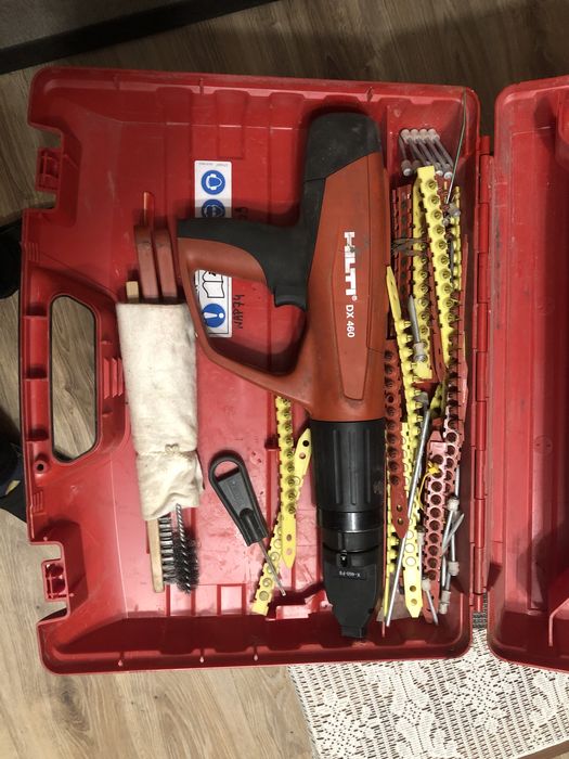 Osadzak Hilti DX460