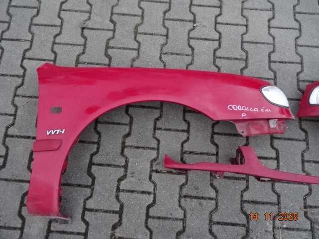 Toyota Corolla E11 Błotnik Prawy Lewy Nosek Listwa Pod Lampe Ochronna