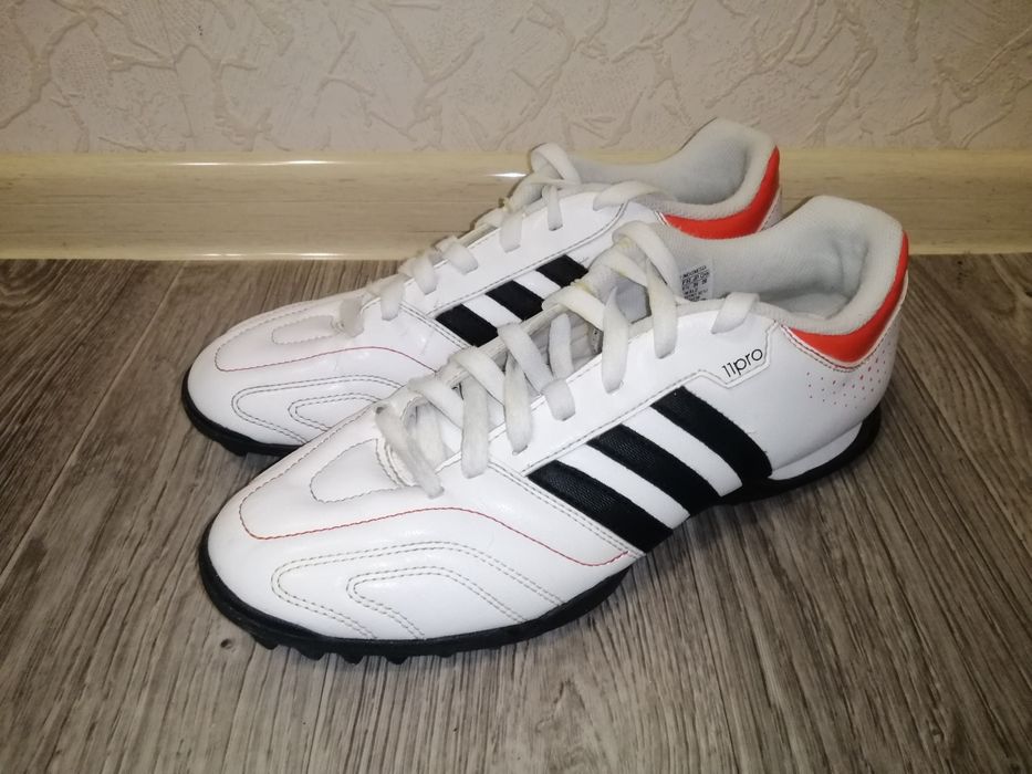 Adidas 11QUESTRA Trx. Шиповки Адидас Pro. Оригинал. 40р. 25см. Кожа.