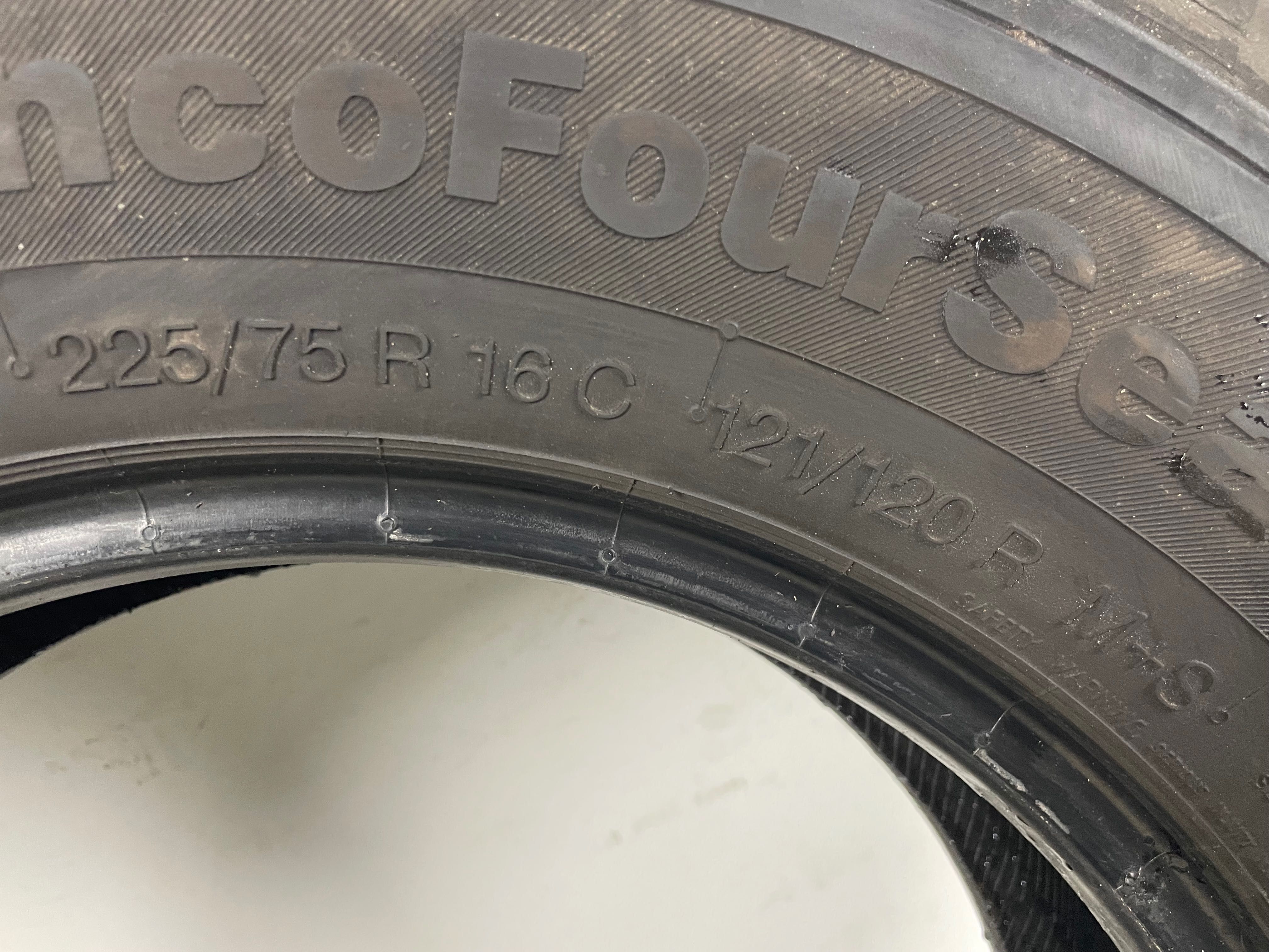 225/75R16C 121/120R Continental VancoFourSeason