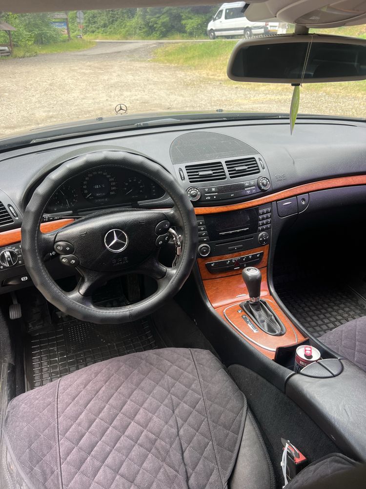 Мерседес W211 рестайлінг