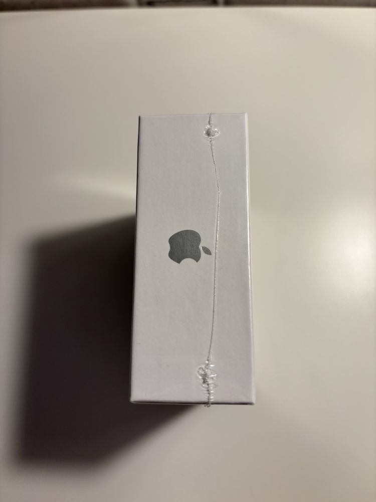 Airpods 4 com cancelamento de ruido