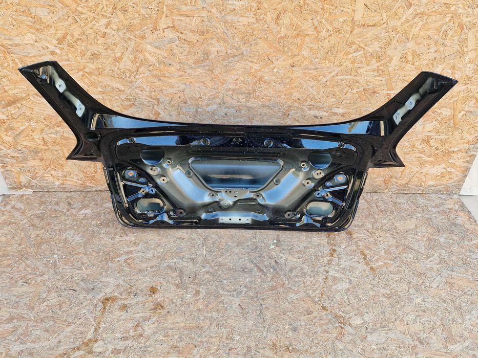 Tesla Model 3 Кришка багажника - рестайл дорестайл