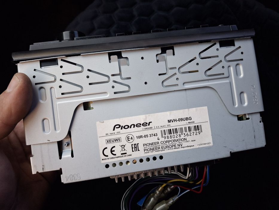 Автомагнитола Pioneer MVH-09UBG