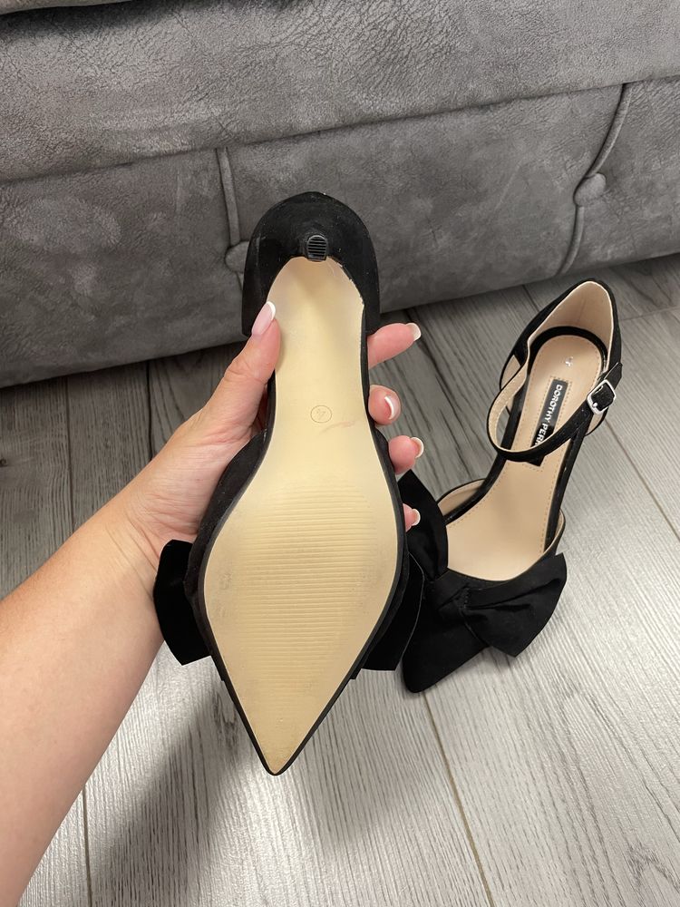 Туфлі чорного кольору DOROTHY PERKINS