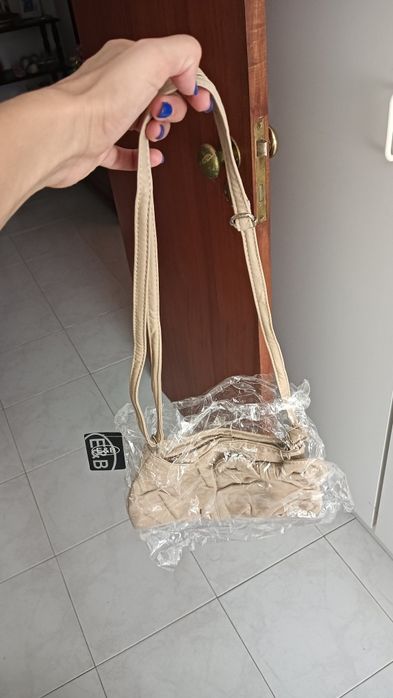 Mala média ainda embalada