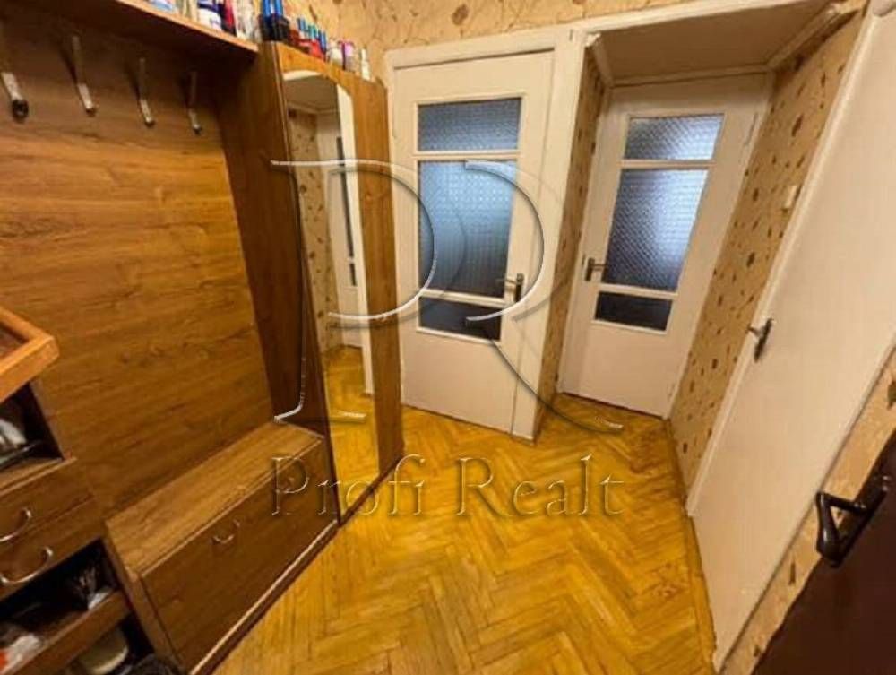 Продаж 1 кімн. квартири за адресою Харківське шосе 67А/Нова Дарниця/