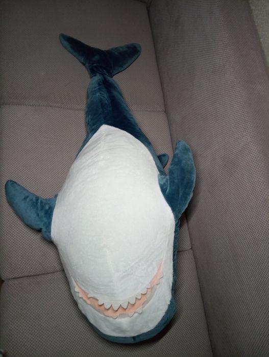 Акула м'яка іграшка 140см