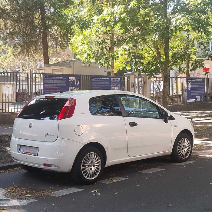 Fiat Grande Punto  1.2 8V BENZYNA (65 KM),  2009, 3 drzwiowy EURO 4