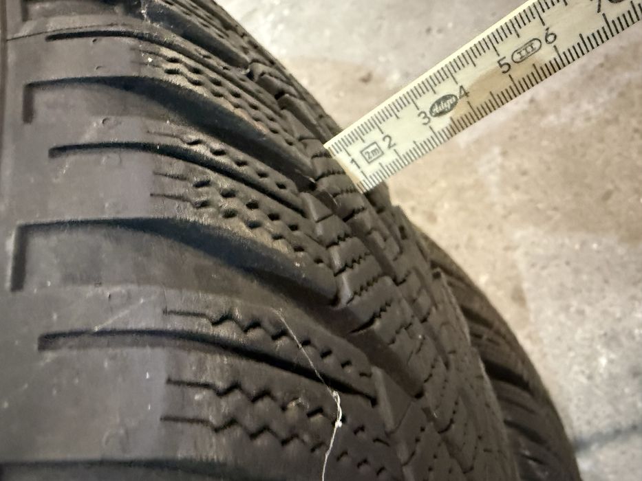 Dwie opony zimowe 205/55/16 Firestone