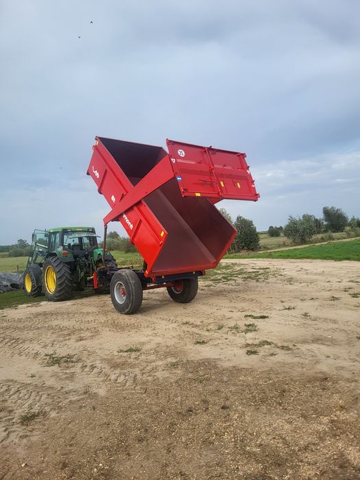 Przyczepa skorupowa Brimont 8 ton