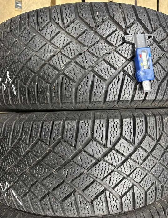 Continental ContiVikingContact 7 215/60 R17 100T