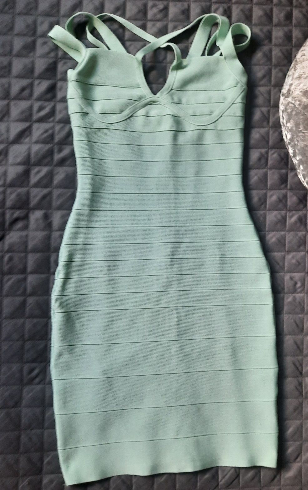 Sukienka bandażowa halter XS/S