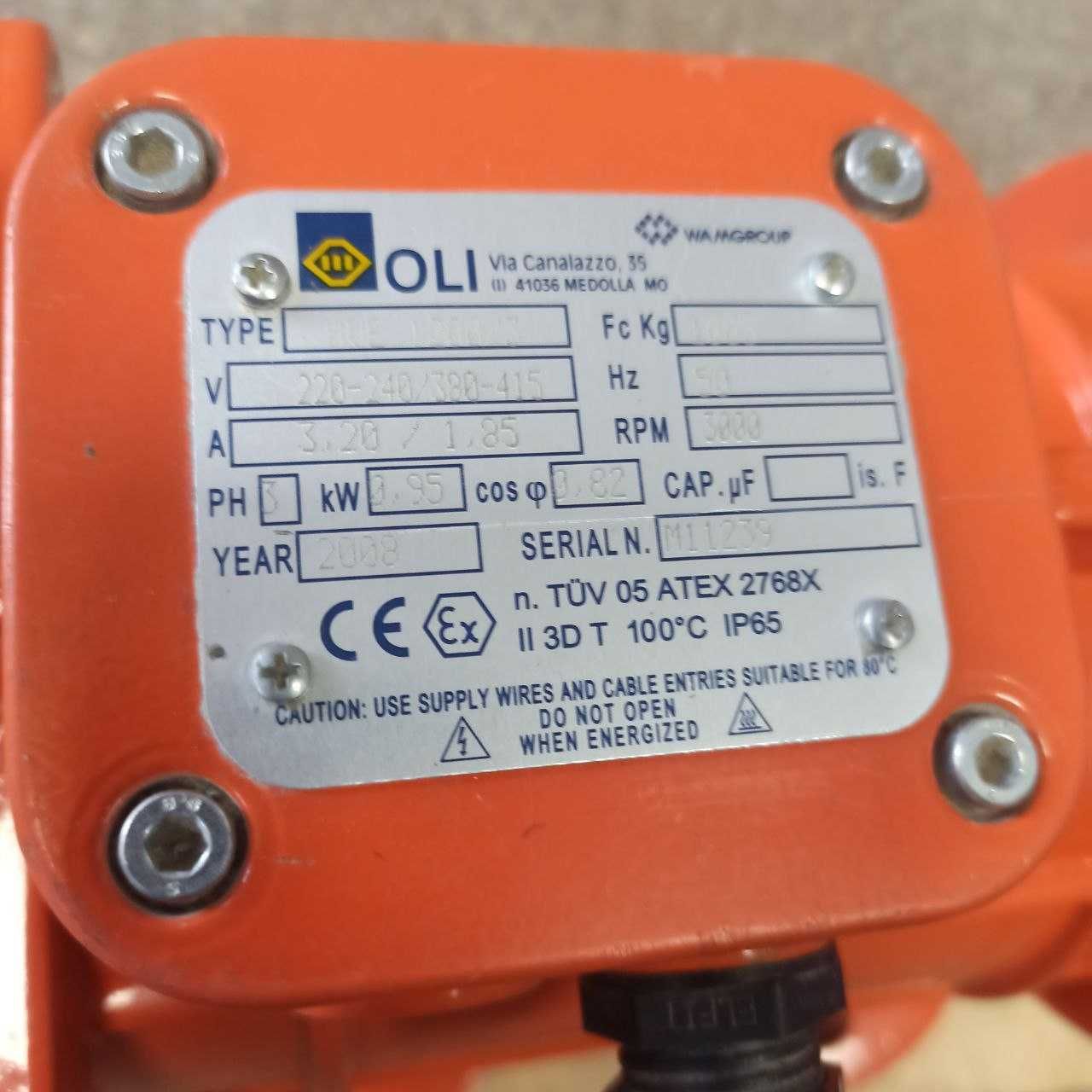 OLI MVE 1200/3 0,95 кВт 3000 об/ ИВ-98 Вибратор, вибродвигатель