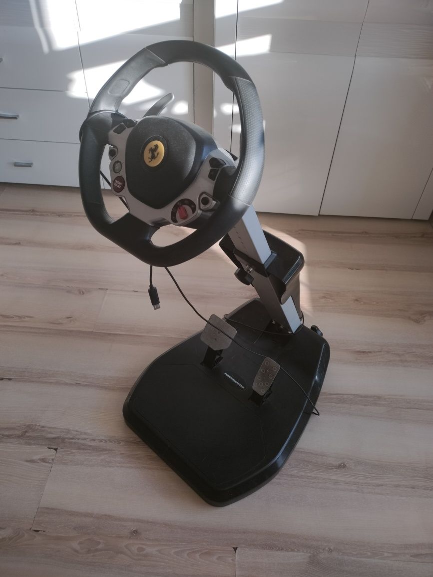 Kierownica Thrustmaster