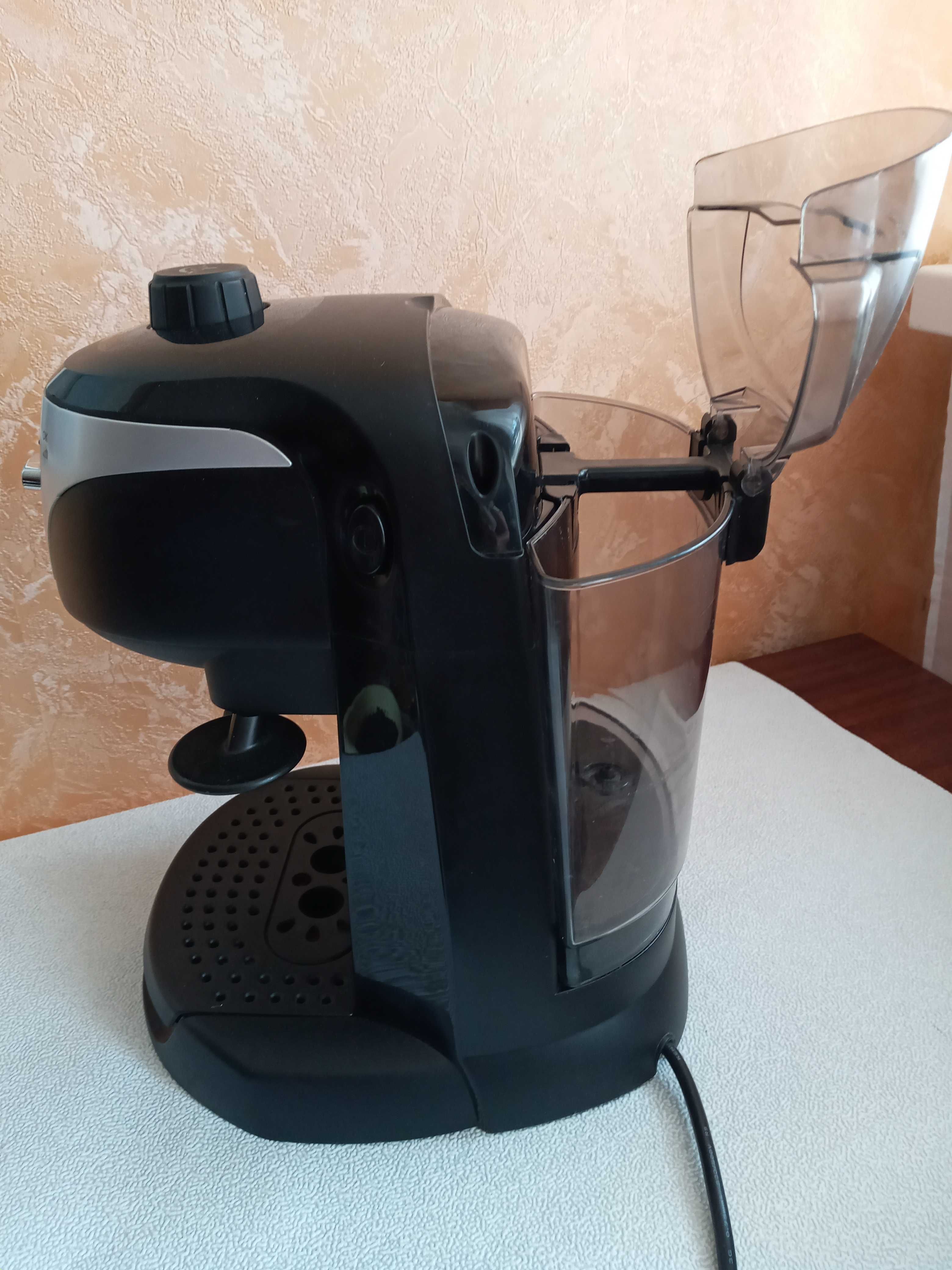 Кофеварка Delonghi EC 221.B