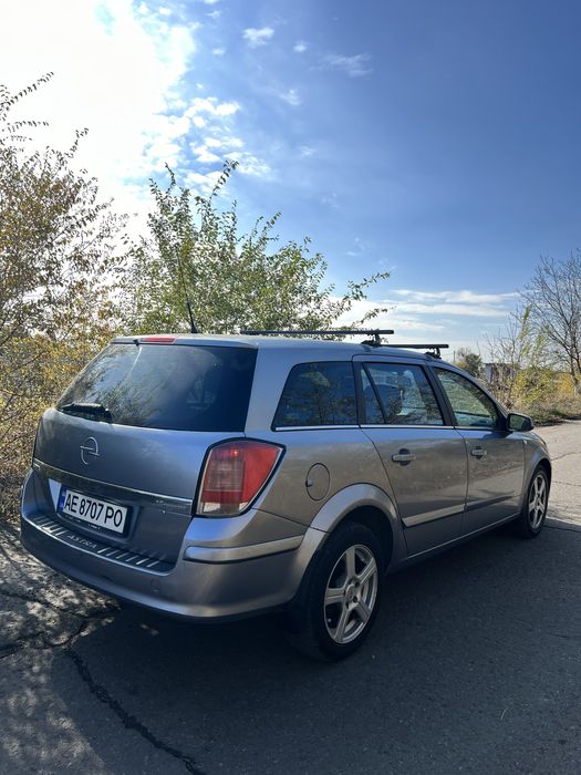 Opel Astra H 2005 1.6 Бензин Газ Механика Переоформление