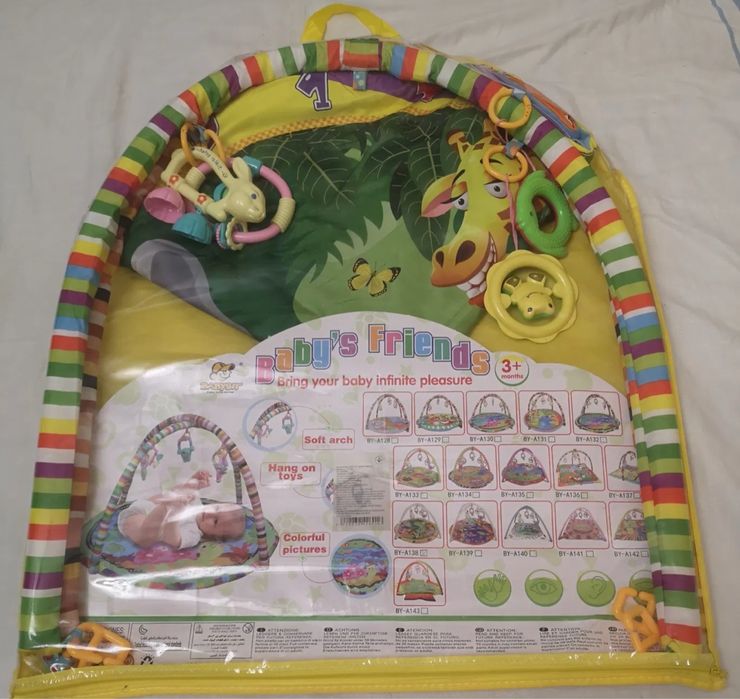 Музичний мобіль з проєктором