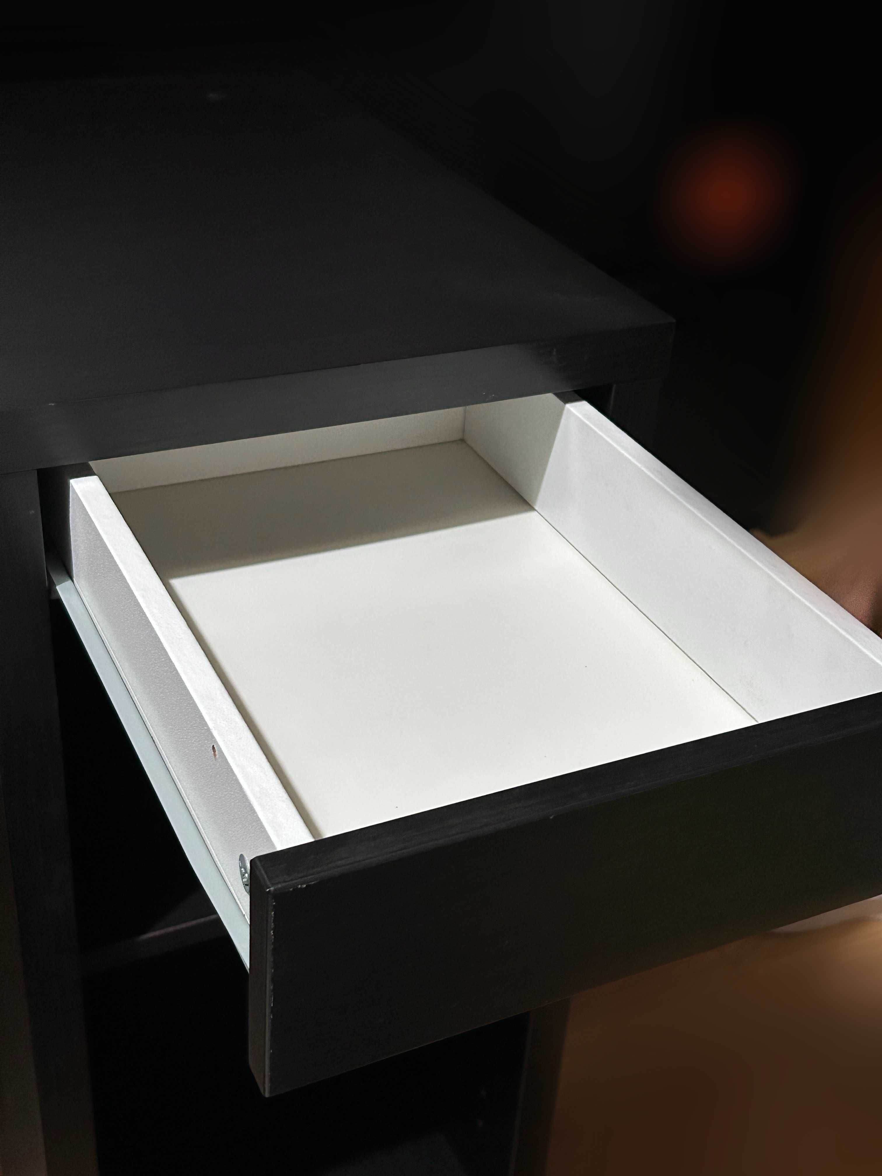 Secretária IKEA com LEDs