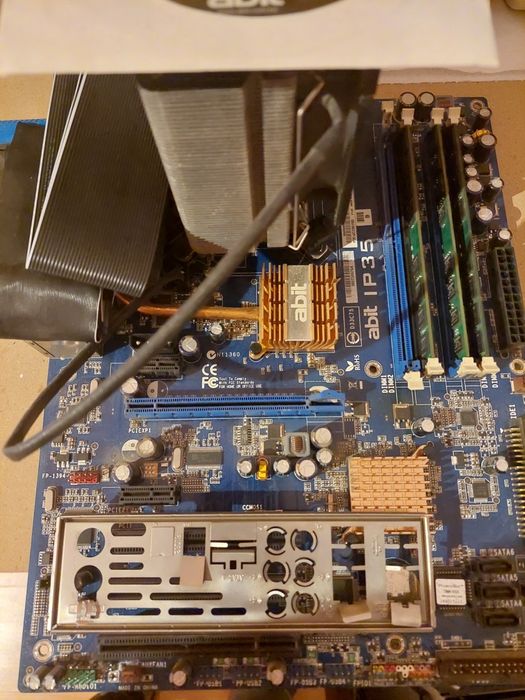 Płyta ABIT IP35 XEON 3350 4GB RAM