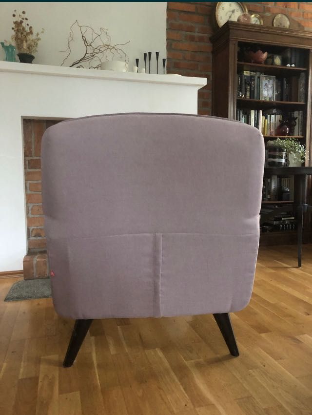 Fotel BRW różowy nowoczesny